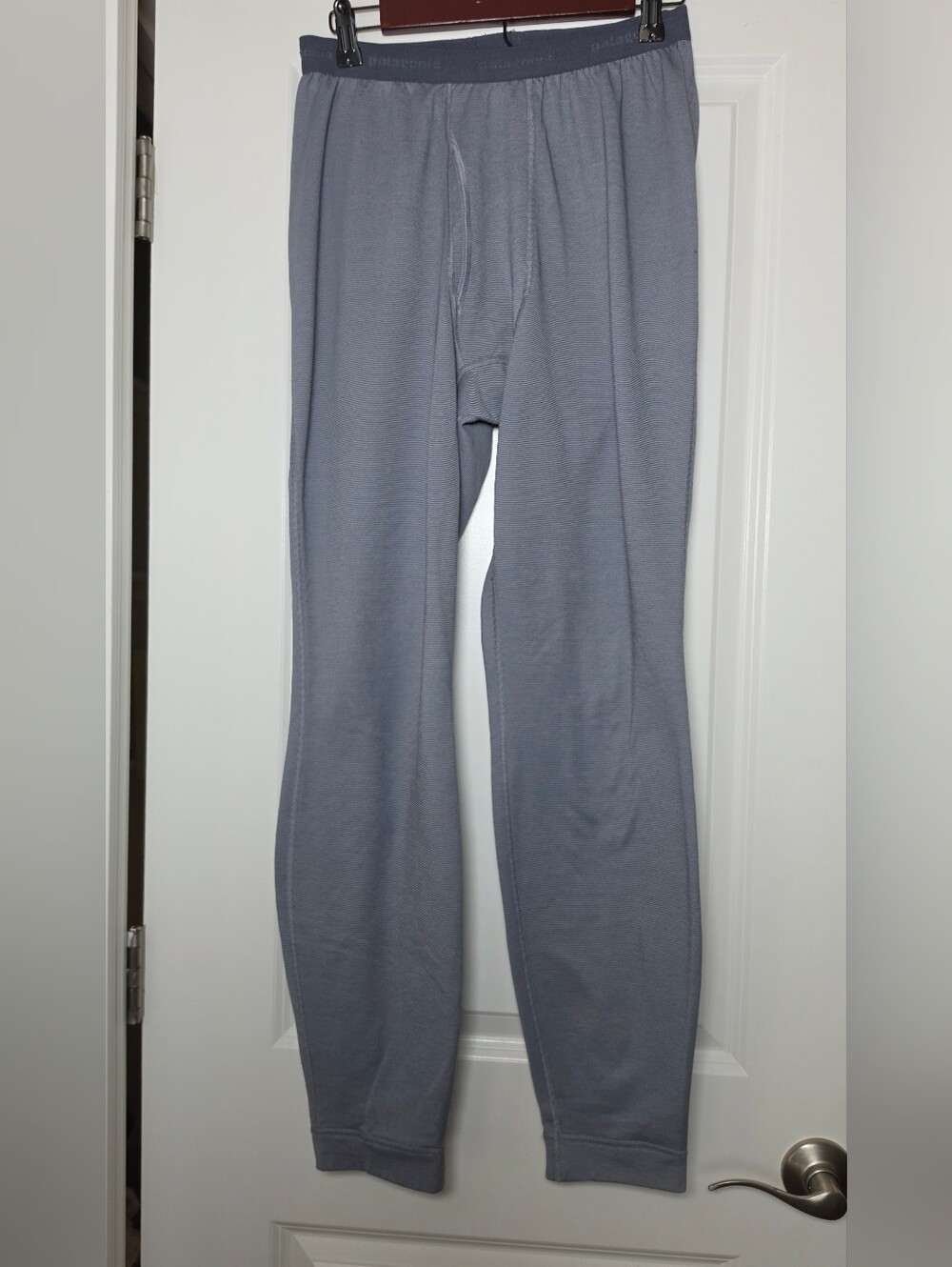 Patagonia Capilene Thermal Weight Base Layer Bottoms Men's L Gray Waffle Knit